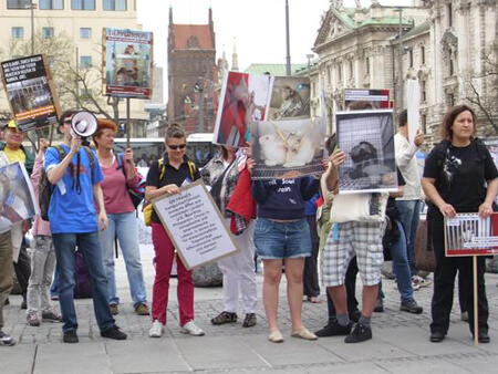 Demo gegen Tierversuche und Xenotransplantation in München